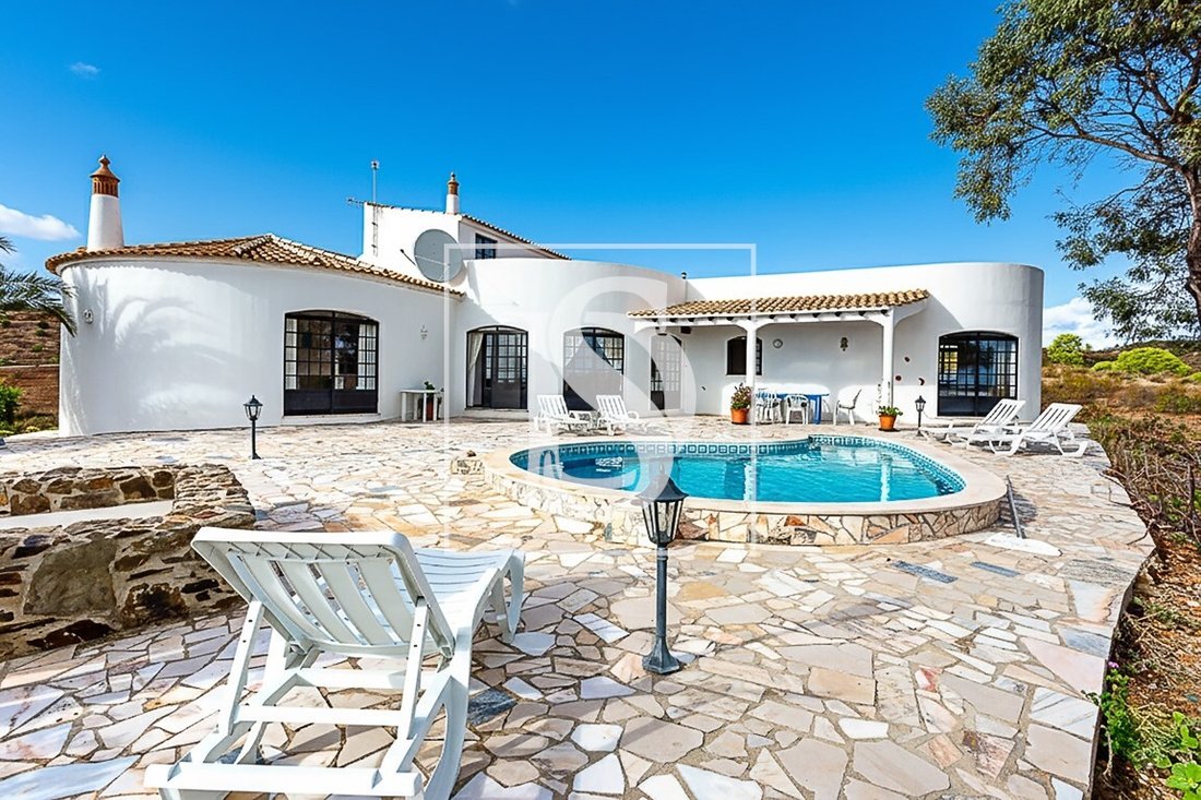 Villa in Conceicao e Cabanas de Tavira, Algarve, Portugal 1 - 16689472