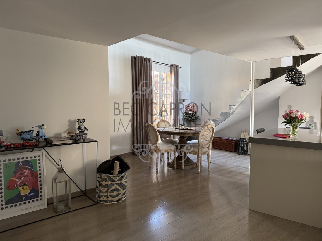 Apartment in Granettes-Jauberte-Sainte Anne, Aix-en-Provence, France 2 - 16690555