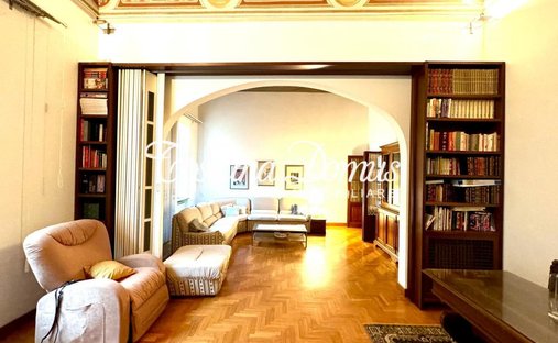 House in Historic Center, Siena, Tuscany 1