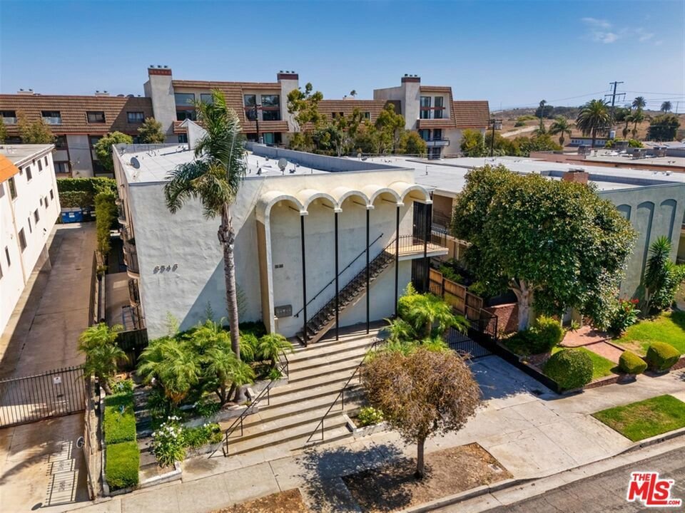 Los Angeles, California, United States 1 - 16688243