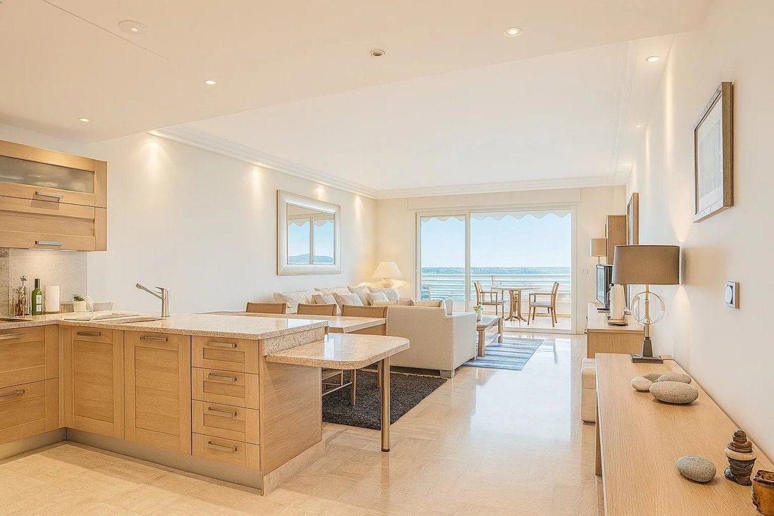 Apartment in Cannes, Provence-Alpes-Côte d'Azur, France 4 - 16688390