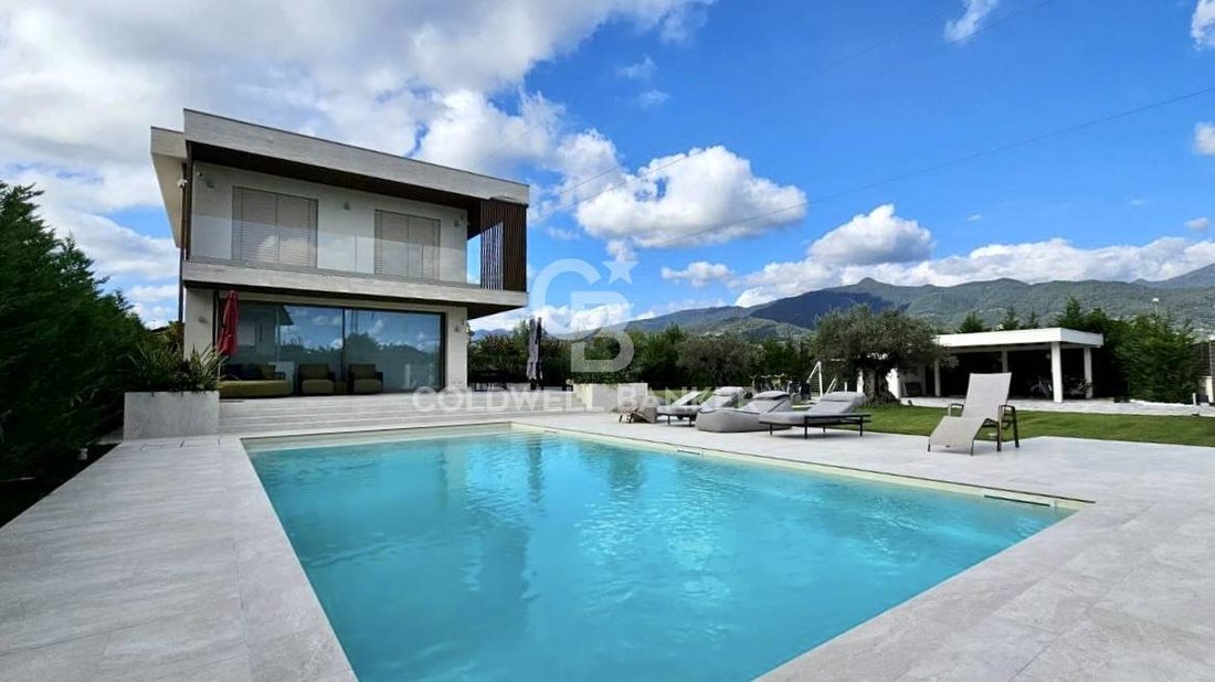 Villa in Vittoria Apuana, Forte dei Marmi, Tuscany 1 - 16691440