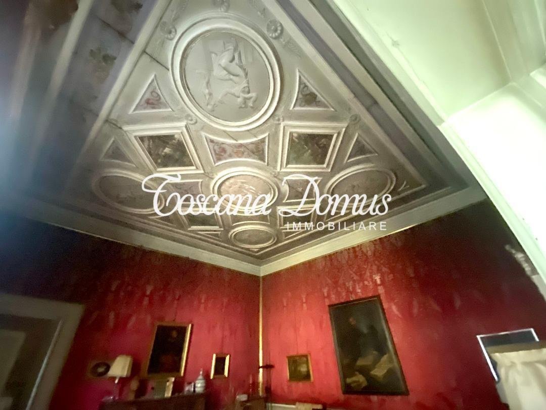 Apartment in Historic Center, Siena, Tuscany 4 - 16690379