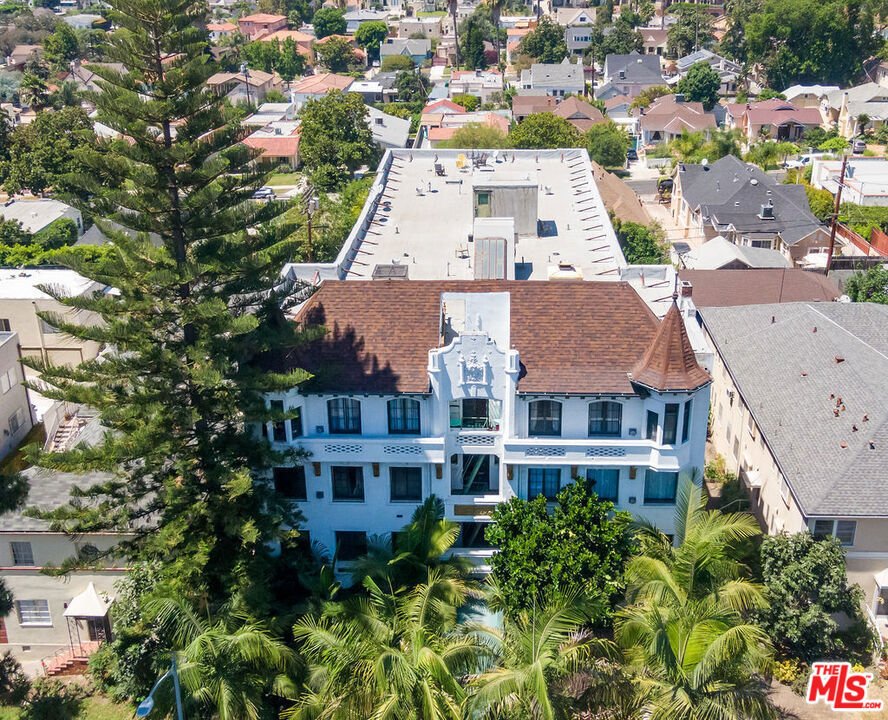 Los Angeles, California, United States 2 - 16686286