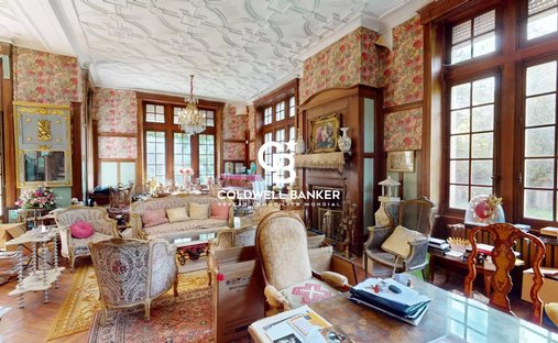 Schloss in Montauban, Okzitanien, Frankreich 1