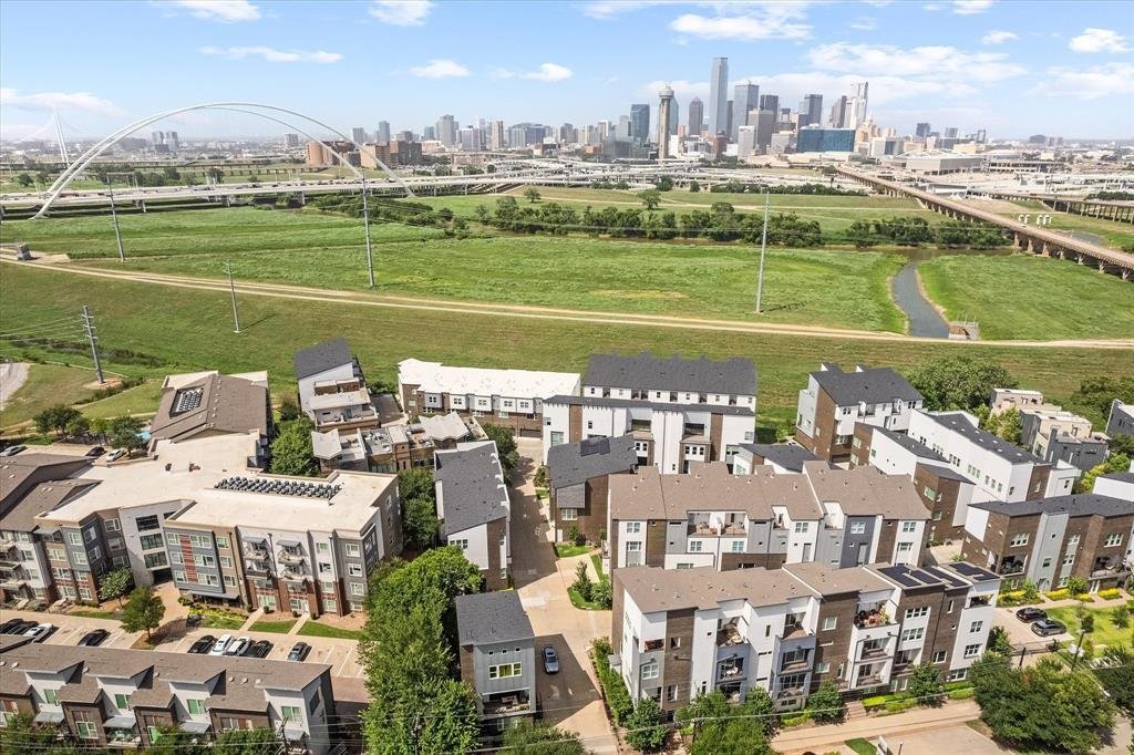 Townhouse in Dallas, Texas, United States 1 - 16691345