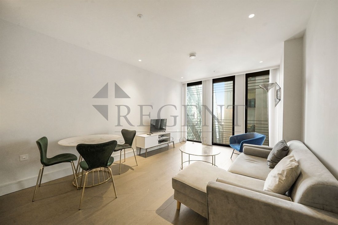 Apartment in EC2, Islington, England 1 - 16690029