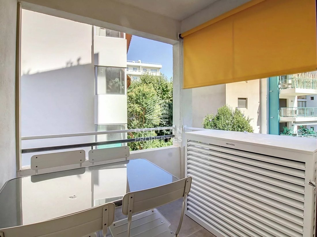 Apartment in La Source, Cannes, France 2 - 16690714