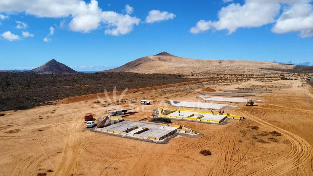 Villa in Tuineje, Canary Islands, Spain 1 - 16683444