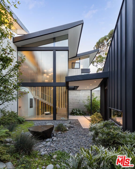 House in Los Angeles, California, United States 4 - 16688416