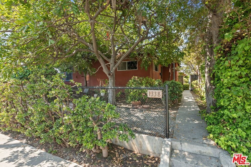Santa Monica, California, United States 1 - 16686320