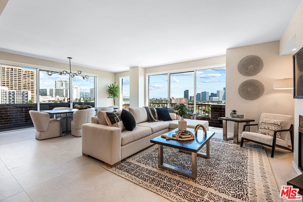 Condominium In Los Angeles In Los Angeles California United States Photo Inspiration