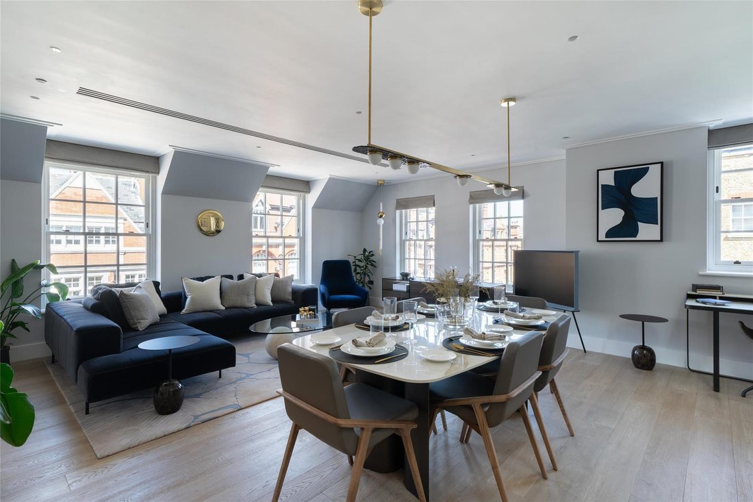 Apartment in Mayfair, Westminster, England 1 - 16689960