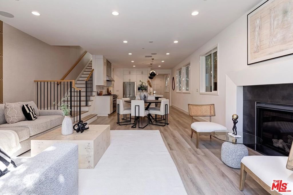 Condo in Los Angeles, California, United States 4 - 16689234