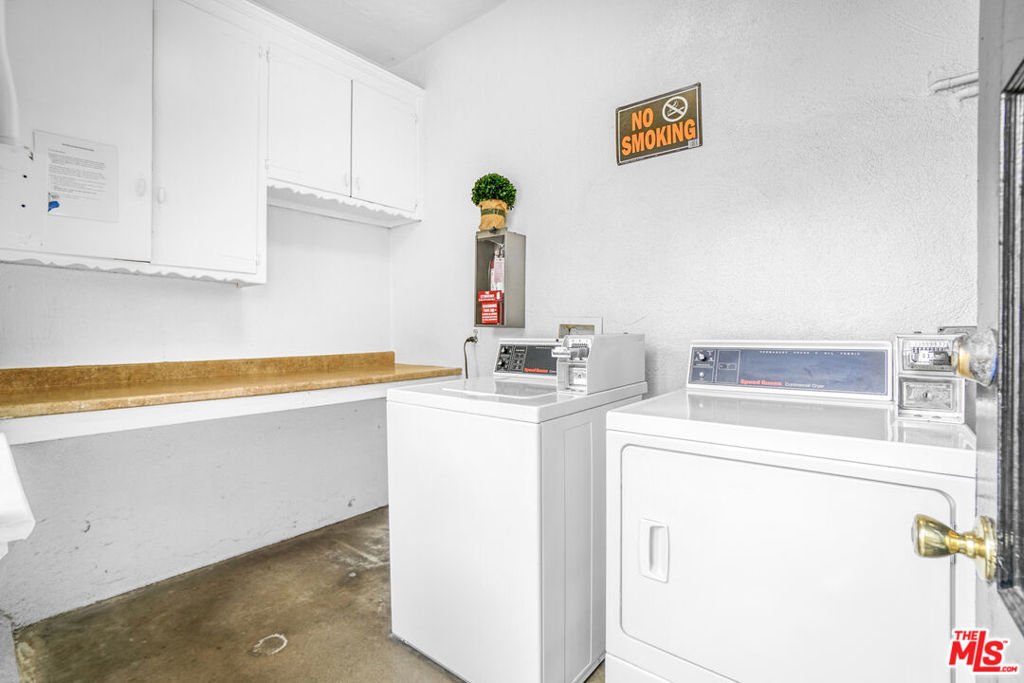Los Angeles, California, United States 2 - 16687888