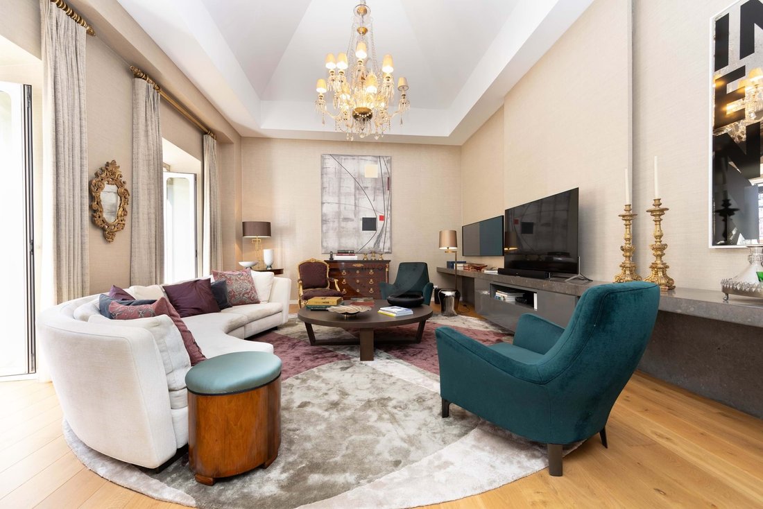 Appartamento a Estrela, Lisbona, Portogallo 1 - 16689456