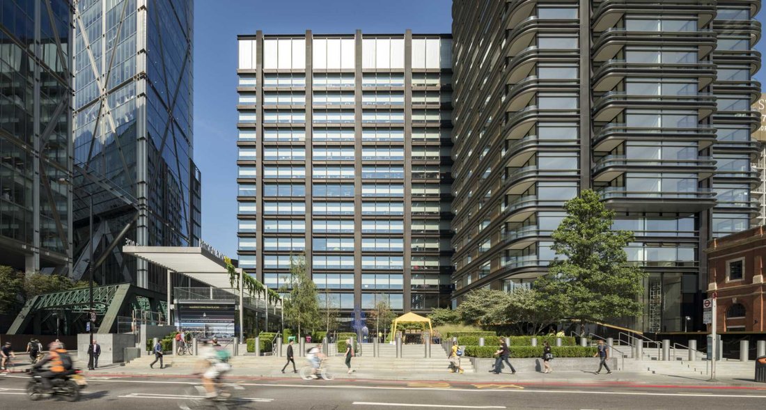 Apartment in EC2, Islington, England 5 - 16690085