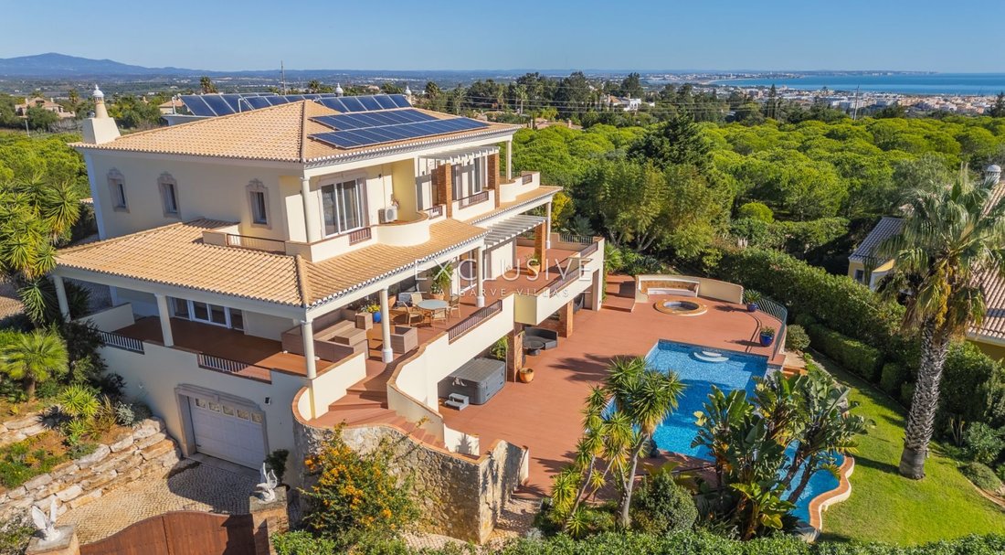 Villa in Praia da Luz, Algarve, Portugal 1 - 15101839