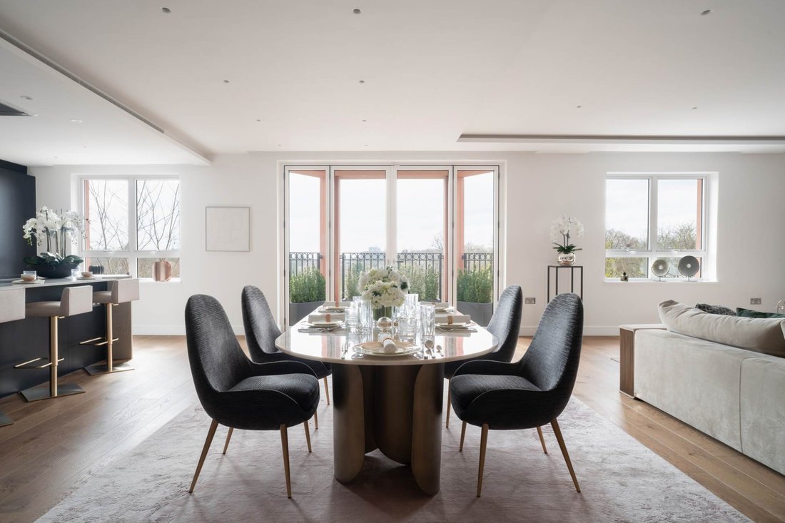 Apartment in Hyde Park, Westminster, England 1 - 16690073