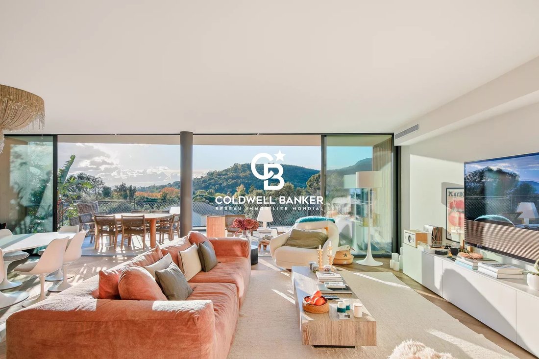 Apartment in Le Lavandou, Provence-Alpes-Côte d'Azur, France 2 - 16689946