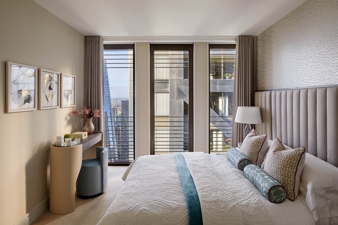 Apartment in EC2, Islington, England 2 - 16689906
