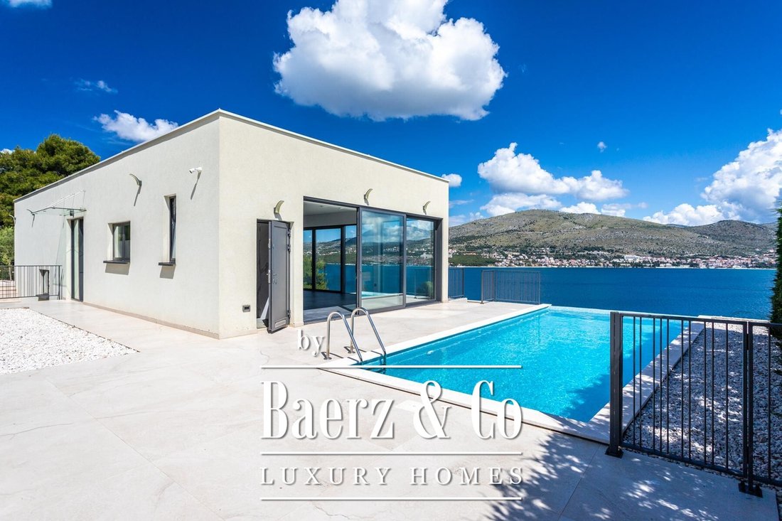 Villa in Okrug Gornji, Split-Dalmatia County, Croatia 2 - 13119113