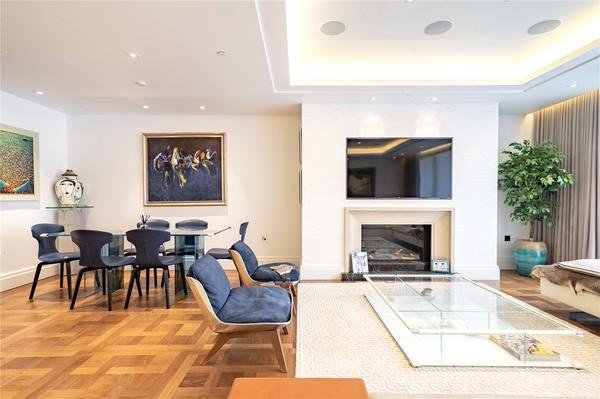 Apartment in Belgravia, Westminster, England 4 - 16689847