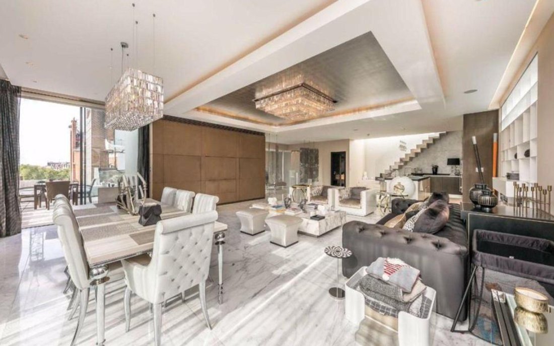 Apartment in St Jamess, Westminster, England 2 - 16689947