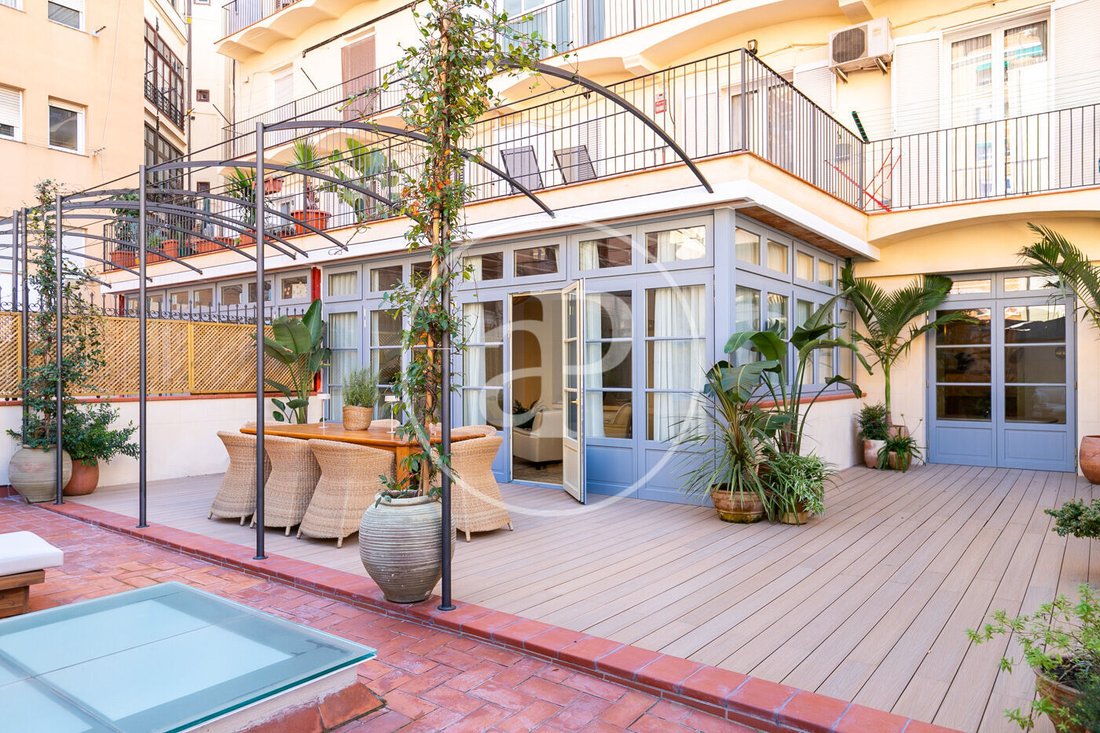 Apartment in Eixample, Barcelona, Spain 2 - 16692879