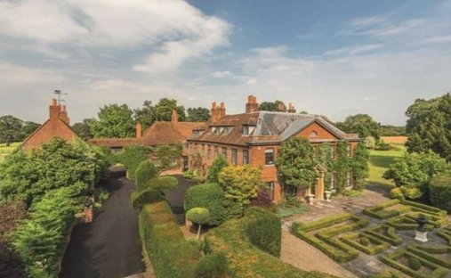 House in Hurst (St Nicholas Hurst), Hurst, England 1