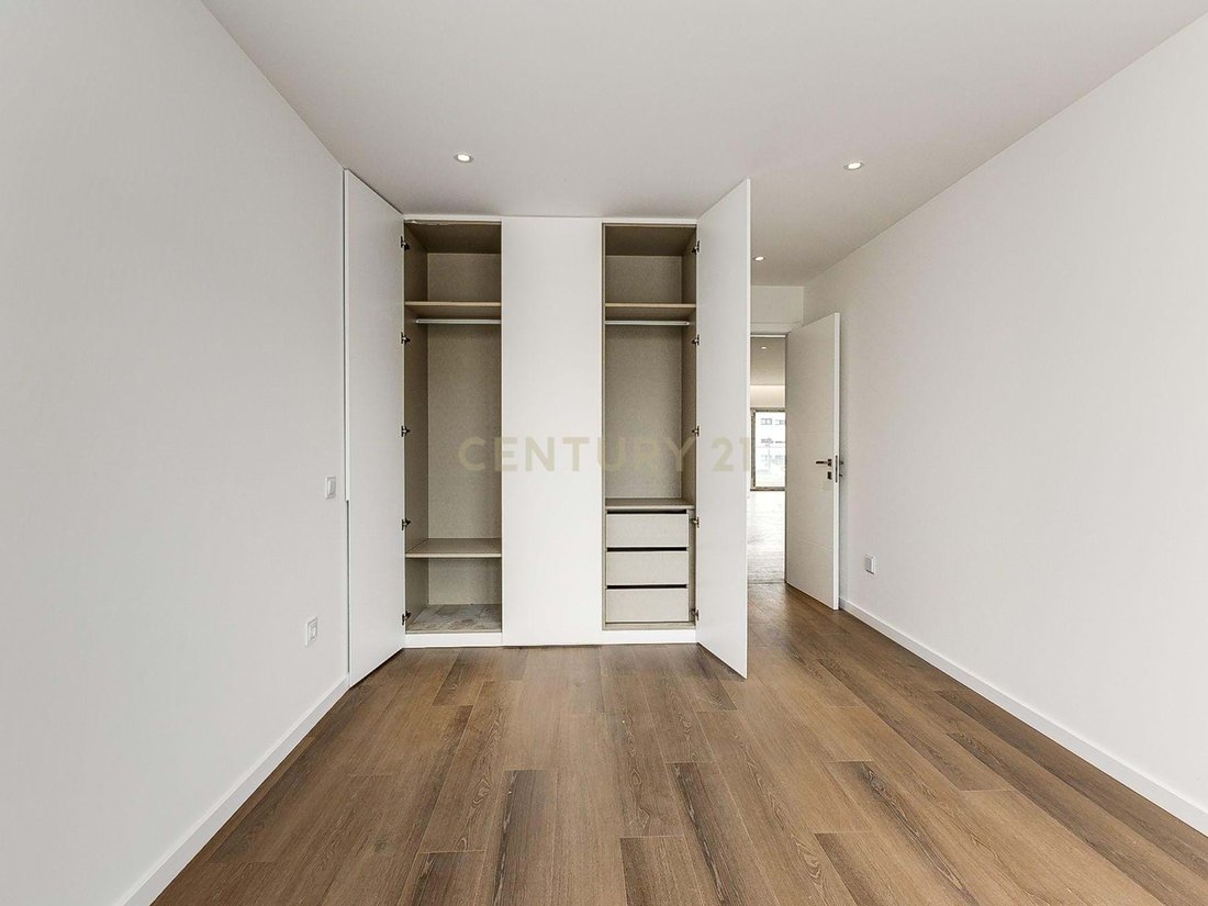 Apartment in Montijo e Afonsoeiro, Setubal, Portugal 4 - 14409915