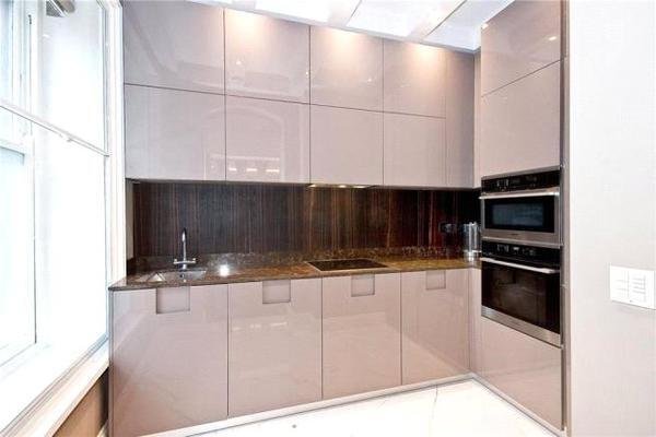 Apartment in Knightsbridge, Kensington And Chelsea, England 1 - 16690216