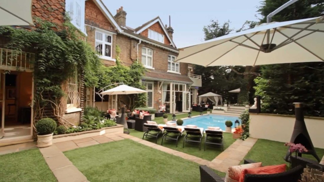 House in Swiss Cottage, Camden, England 1 - 16689959