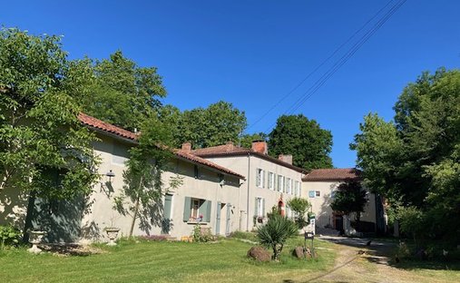 Castle for Sale in Pailhès, Occitanie, France