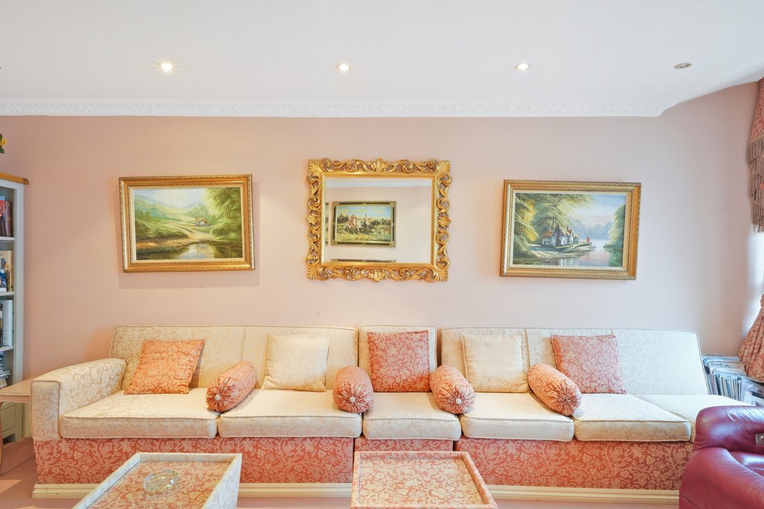 Apartment in Hyde Park, Westminster, England 4 - 16690203