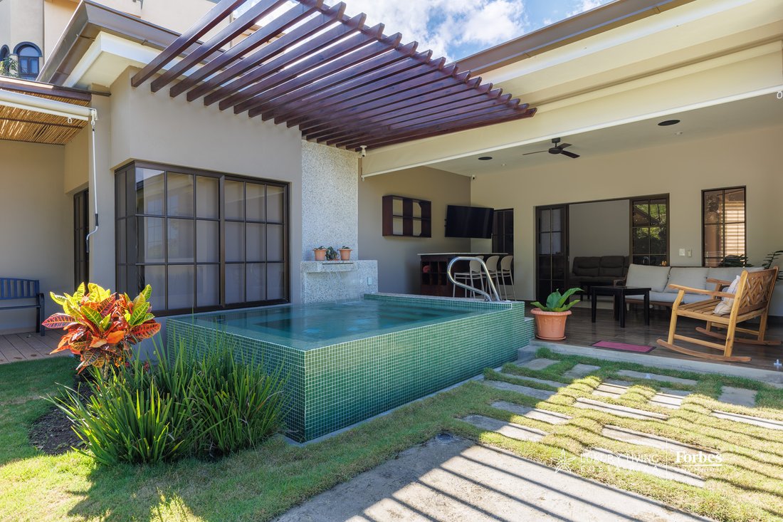 House in Ciudad Colón, San José Province, Costa Rica 1 - 16691708