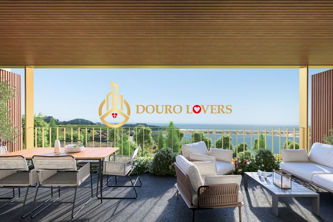 Apartment in Santa Marinha e Sao Pedro da Afurada, Porto District, Portugal 1 - 16692756
