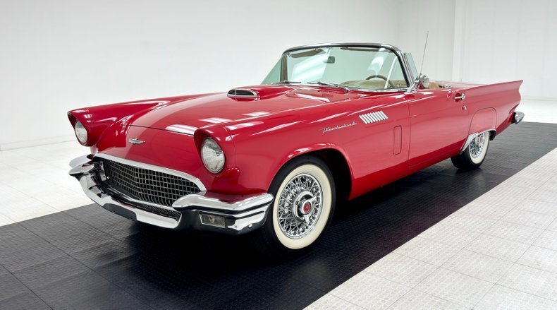 Cabriolet in Morgantown, United States 2 - 16692917