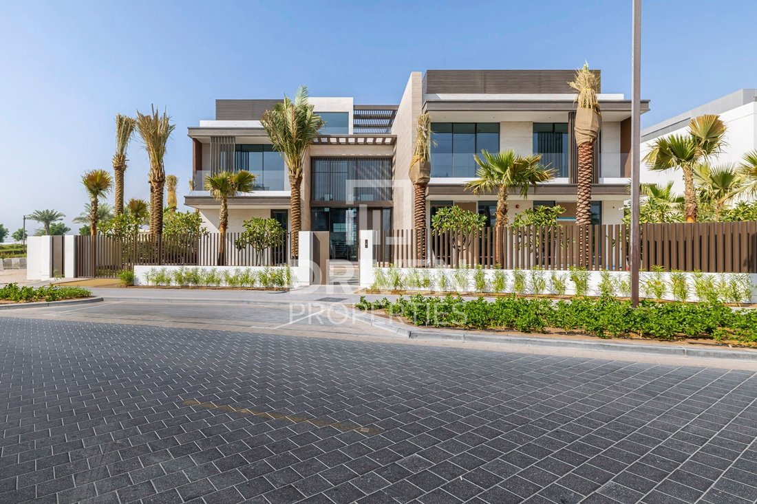 Villa in Dubai, Dubai, United Arab Emirates 1 - 16678113