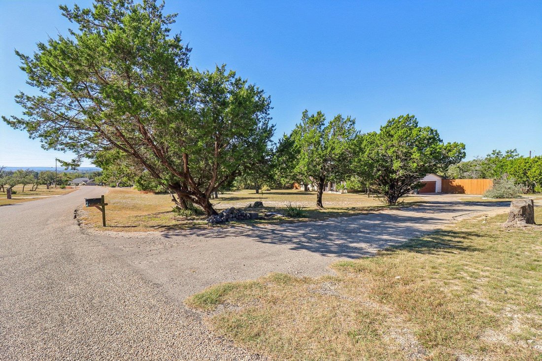 House in Fredericksburg, Texas, United States 4 - 16690890