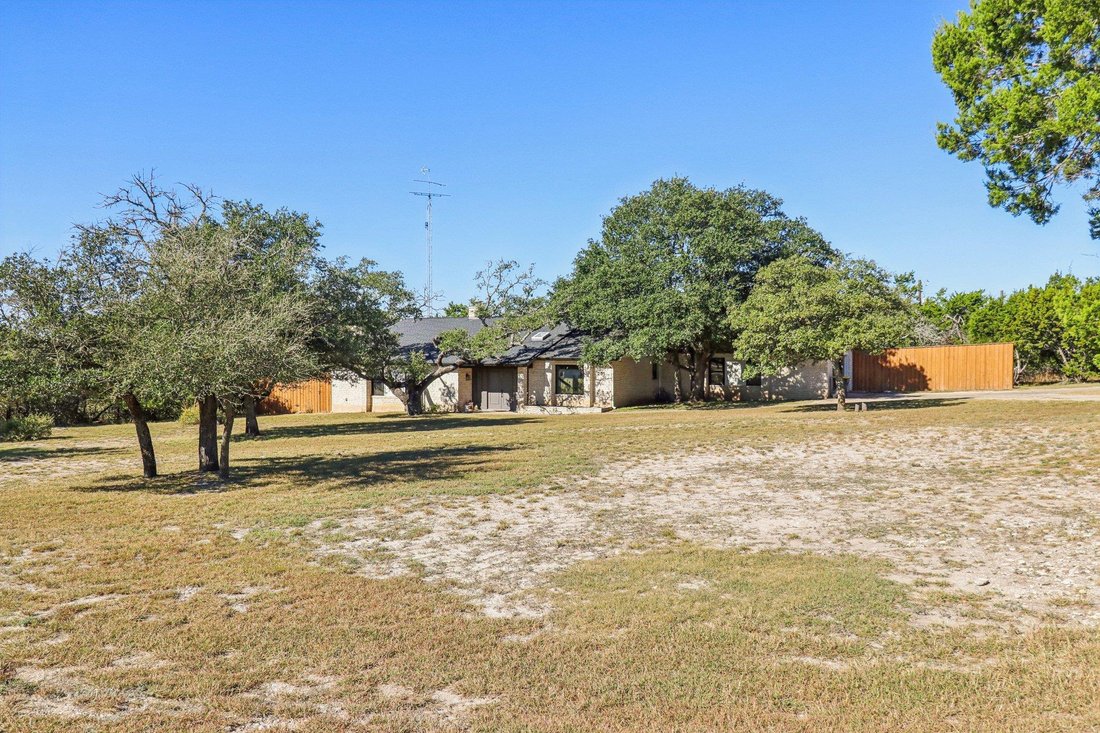 House in Fredericksburg, Texas, United States 3 - 16690890