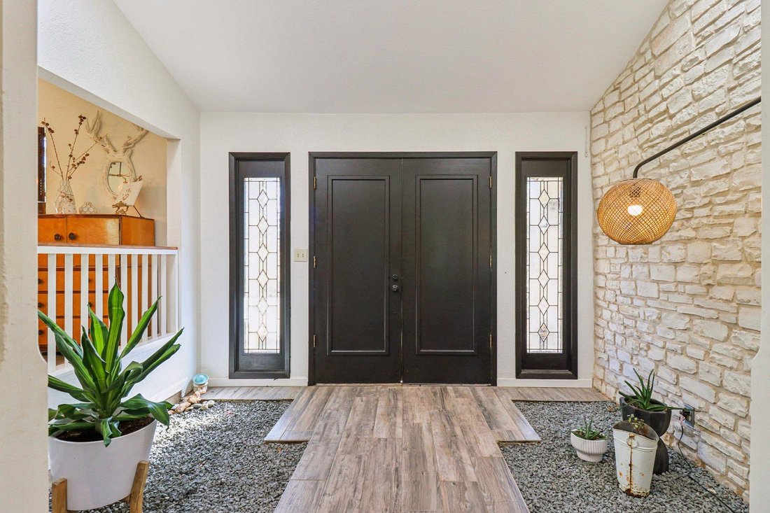 House in Fredericksburg, Texas, United States 5 - 16690890
