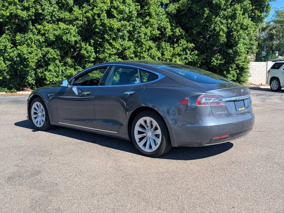 Sedan in Mesa, AZ, United States 5 - 16693678