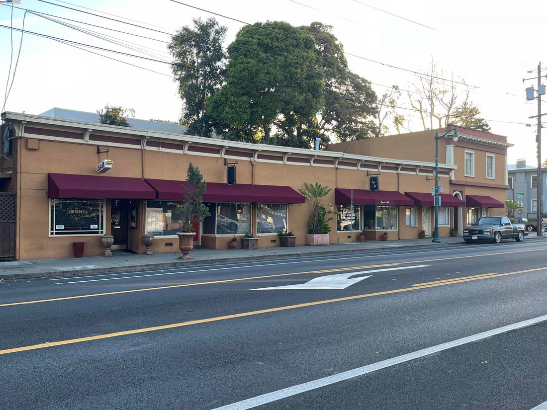 Alameda, California, United States 1 - 16695733