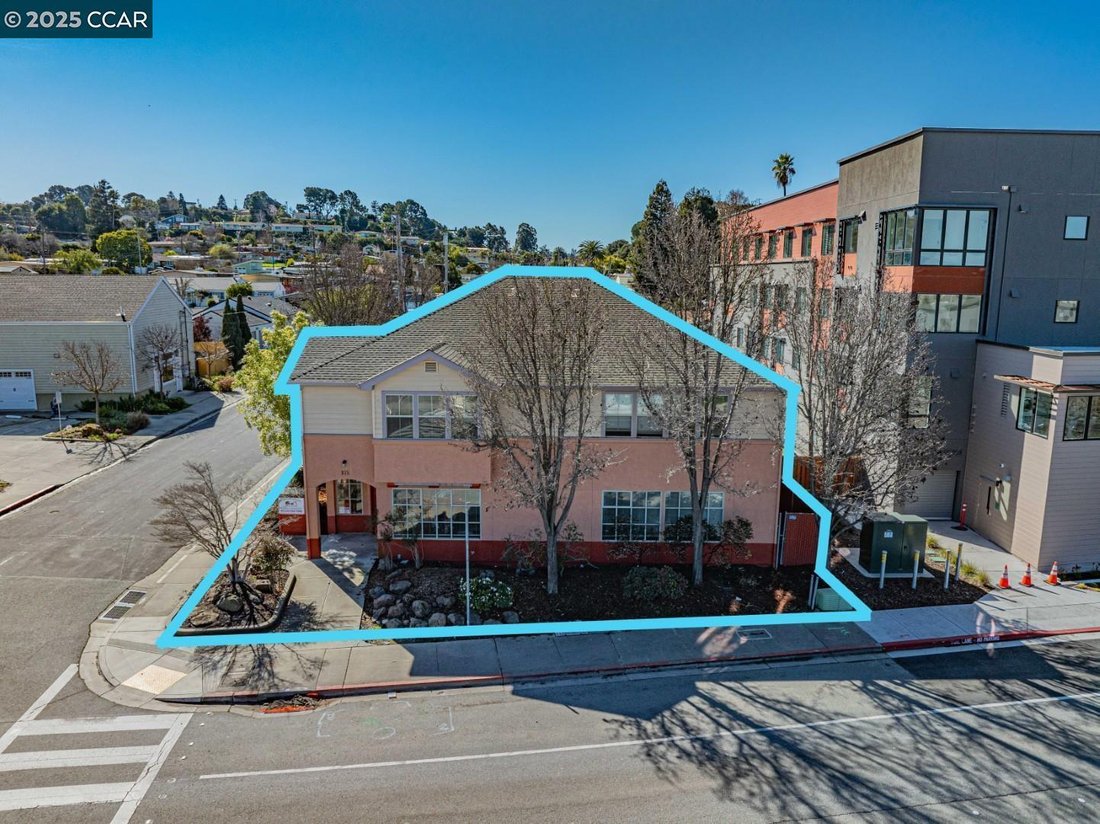 Pinole, California, United States 2 - 16694524