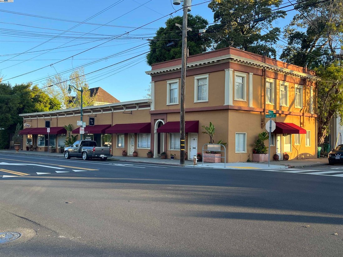 Alameda, California, United States 2 - 16695733