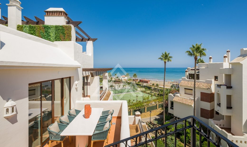 Picture Idea: Luxury Beachfront Penthouse With Stunning In Estepona Andalusien
