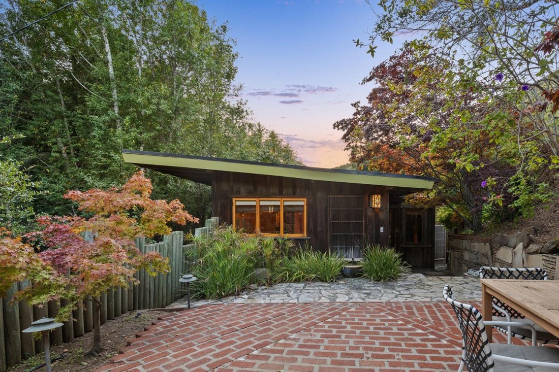 House in Big Sur, California, United States 1 - 16695563