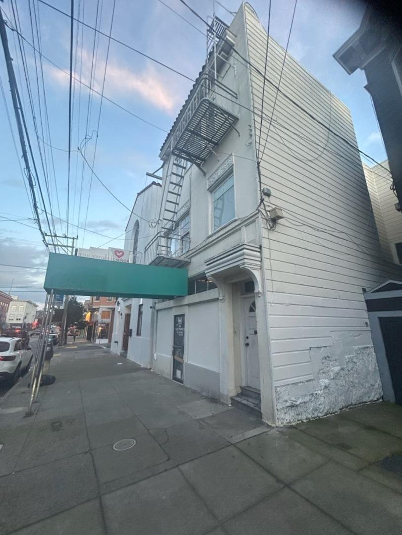 House in San Francisco, California, United States 1 - 16695155