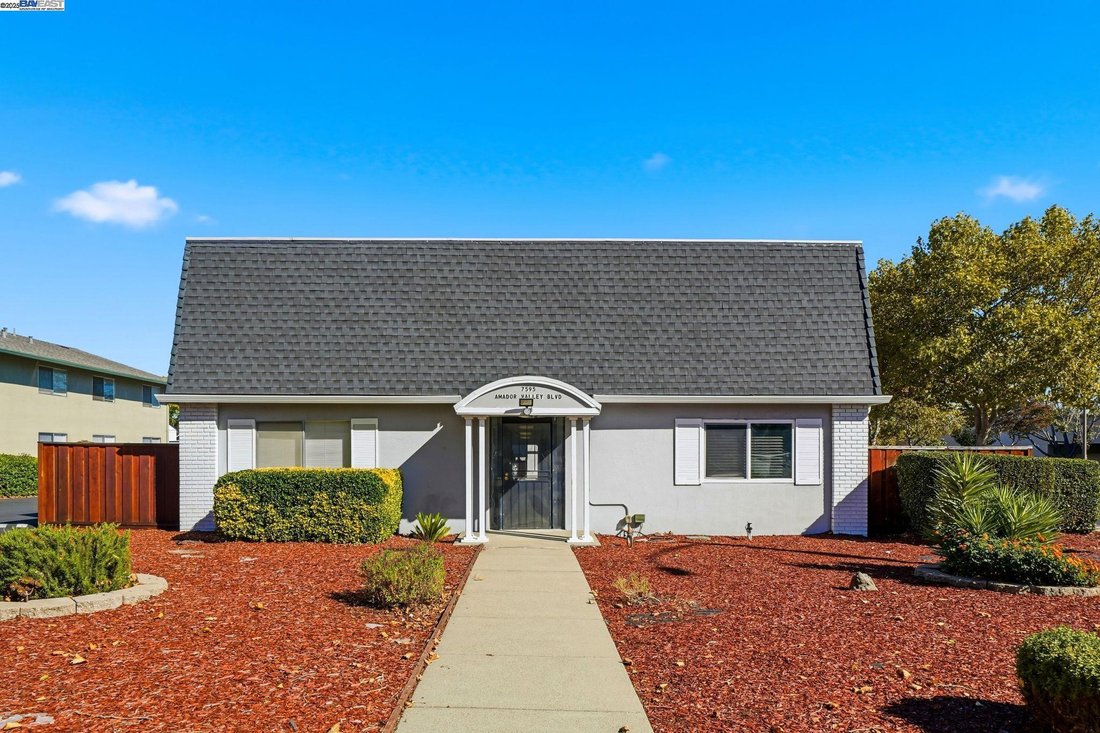 Dublin, California, United States 1 - 16695765